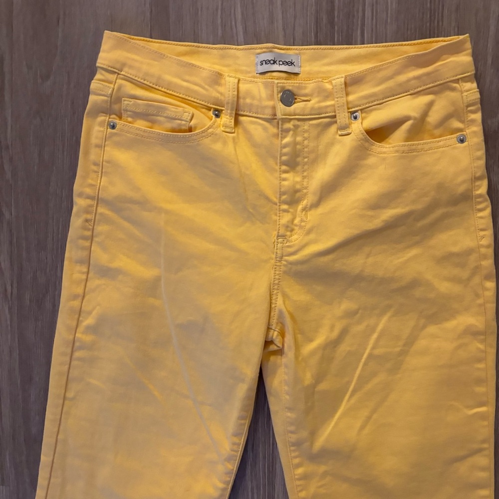 Sneak Peek Yellow Women's Jeans Raw Hem Size 29 - Picture 2 of 7